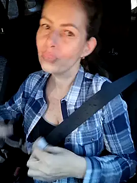 Snapshot of uber_babe chatting on December 2024 02:50:02 PM uber babe online show from December 2024 02:50:02 PM