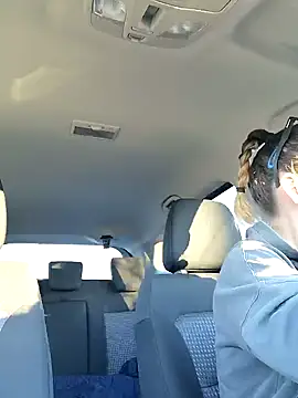 Snapshot of uber_babe chatting on December 2024 06:34:01 AM uber babe online show from December 2024 06:34:01 AM