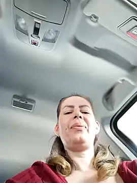 Snapshot of uber_babe chatting on February 2025 03:19:01 PM uber babe online show from February 2025 03:19:01 PM