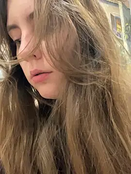 Snapshot of Topvi_ chatting on February 2026 04:58:02 PM Topvi online show from February 2026 04:58:02 PM