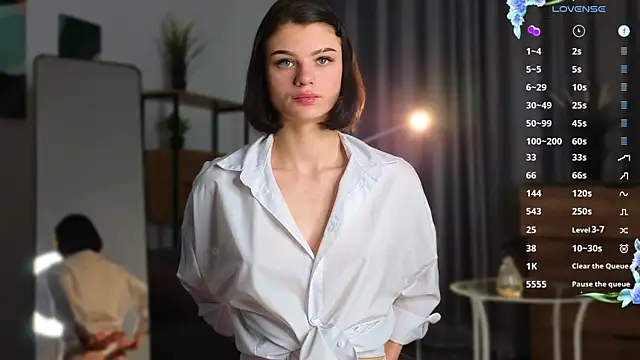 MimiLoll online show from January 2025 06:43:01 PM