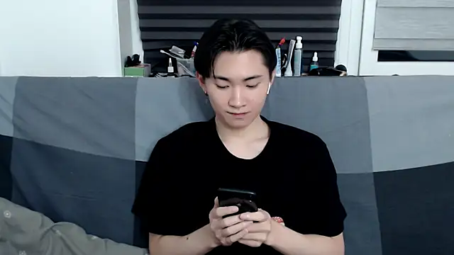 Snapshot of Miram_Yu chatting on January 2025 02:56:01 AM Miram Yu online show from January 2025 02:56:01 AM