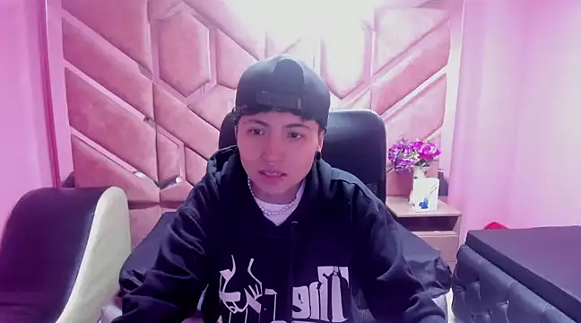 Im Mathias online show from January 2025 02:17:01 AM