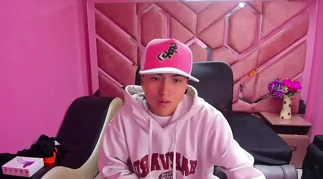 Im Mathias online show from January 2025 06:31:02 AM