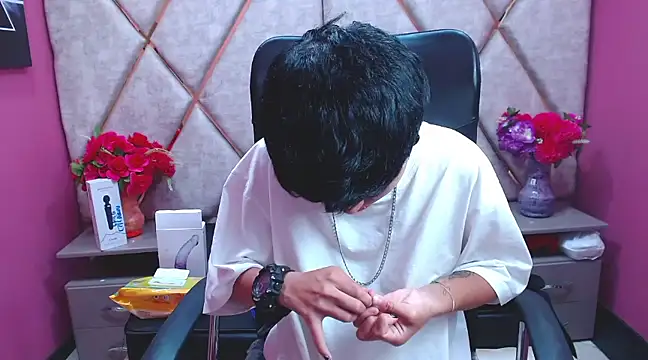 Im Mathias online show from February 2025 04:59:02 AM