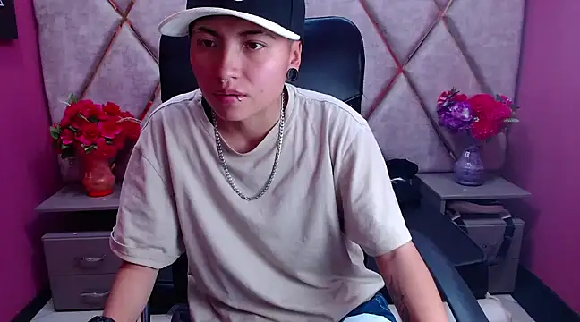 Im Mathias online show from February 2025 02:56:02 AM