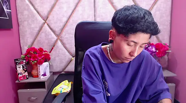 Im Mathias online show from February 2025 09:45:01 AM