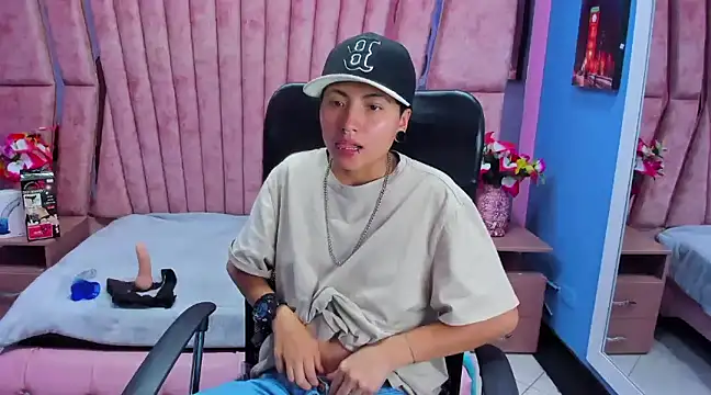 Im Mathias online show from March 2025 03:26:02 AM