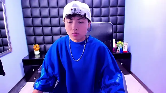 Im Mathias online show from September 2025 08:32:01 PM