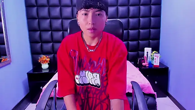 Im Mathias online show from September 2025 07:39:01 PM