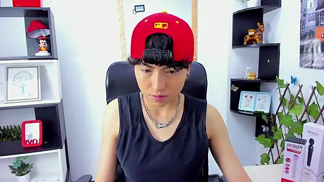 Im Mathias online show from October 2025 02:59:02 PM