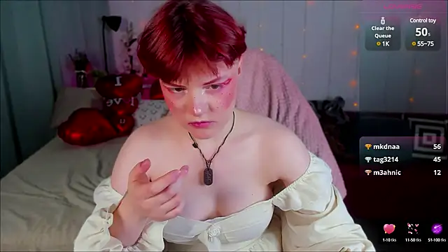 DreamyLuna online show from February 2025 03:45:01 AM