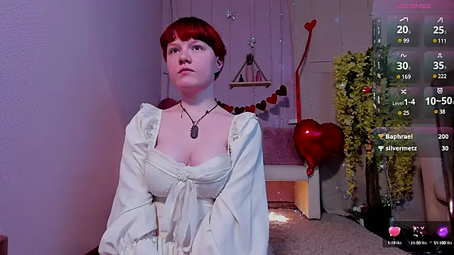 DreamyLuna online show from February 2025 06:31:01 AM