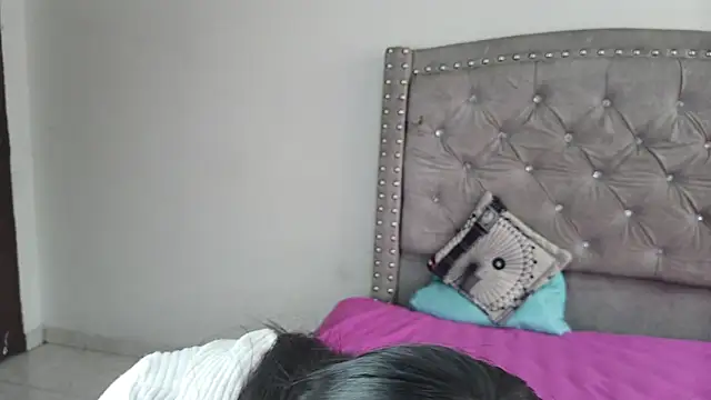 Nesuko kamado  online show from September 2025 03:57:01 PM