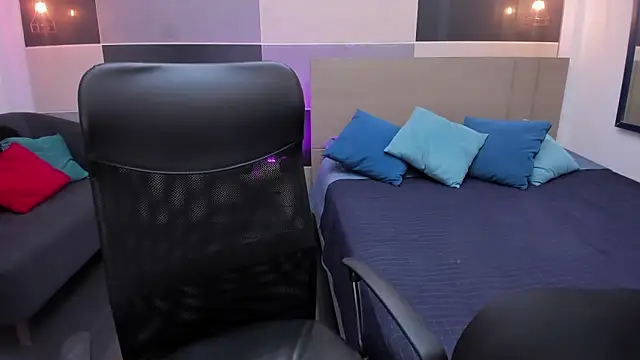 Zara Jackson online show from November 2025 12:05:02 PM