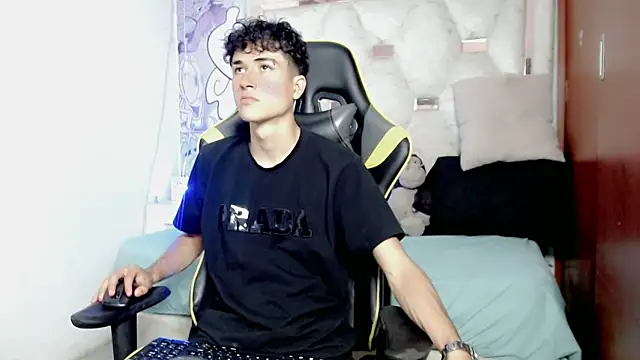 johnny cagee online show from January 2026 04:05:01 AM