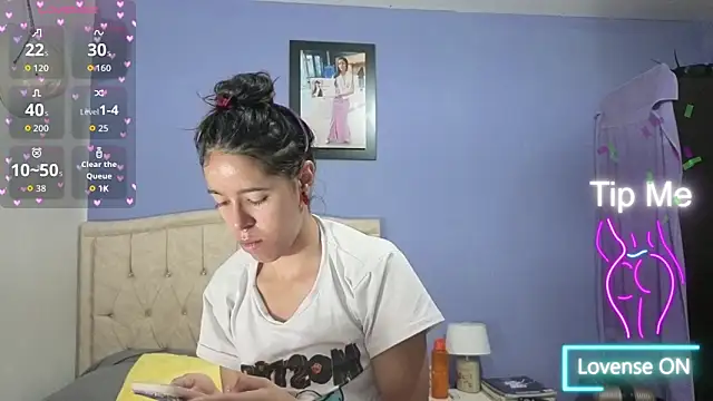 stephania t online show from March 2026 05:19:02 PM