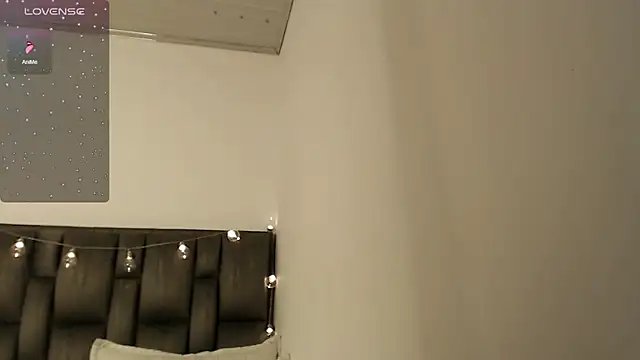 julz 03 online show from January 2025 07:04:01 PM