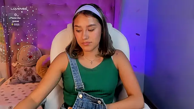  Sophie  miller online show from March 2026 08:15:02 PM