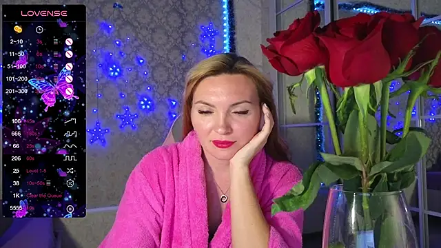 Snapshot of -DIVORA- chatting on December 2024 06:33:01 PM -DIVORA- online show from December 2024 06:33:01 PM