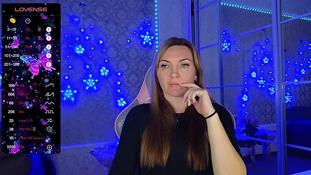 Snapshot of -DIVORA- chatting on January 2025 07:38:01 PM -DIVORA- online show from January 2025 07:38:01 PM