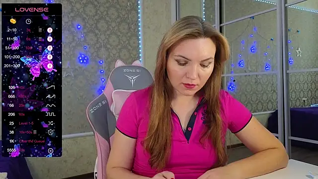 Snapshot of -DIVORA- chatting on February 2025 08:53:02 AM -DIVORA- online show from February 2025 08:53:02 AM
