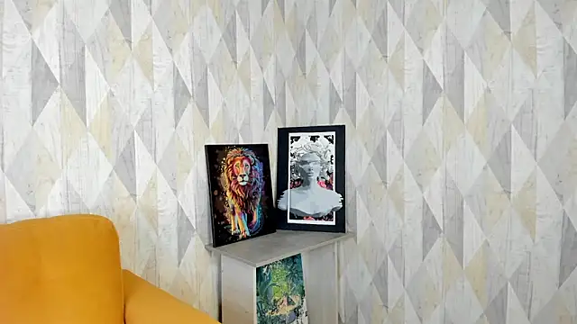 Michelle Blond online show from March 2025 10:28:02 AM