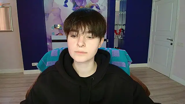 EmiliaYours online show from February 2025 02:11:02 PM