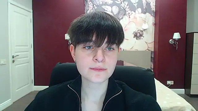 EmiliaYours online show from March 2025 04:30:02 PM