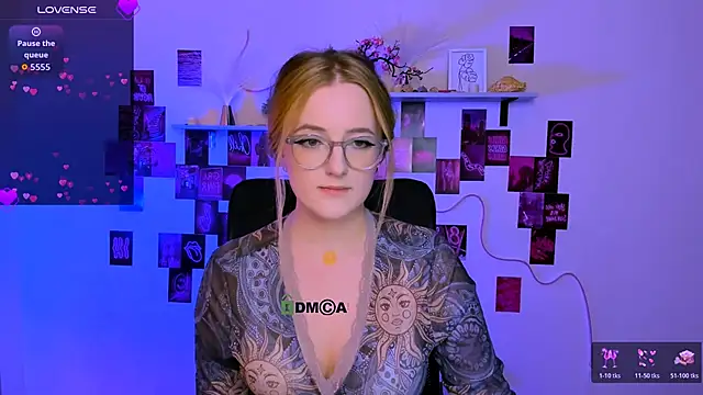 luna berryy online show from February 2026 09:35:02 PM