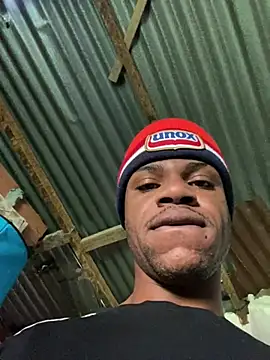 Snapshot of ElNegroRony chatting on December 2024 02:35:02 PM ElNegroRony online show from December 2024 02:35:02 PM