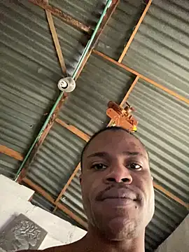 Snapshot of ElNegroRony chatting on December 2024 06:10:01 PM ElNegroRony online show from December 2024 06:10:01 PM