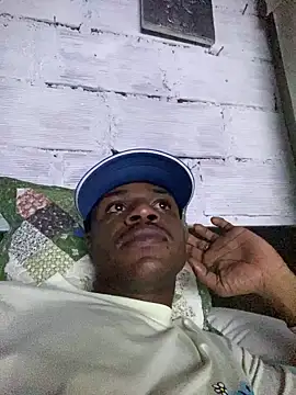 Snapshot of ElNegroRony chatting on December 2024 12:36:02 AM ElNegroRony online show from December 2024 12:36:02 AM