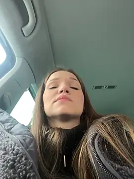 KitteCat online show from January 2025 09:40:01 AM