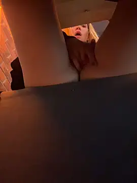 KitteCat online show from October 2025 09:54:01 AM