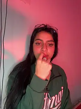 Snapshot of Cassie-millers chatting on December 2024 04:27:02 PM Cassie-millers online show from December 2024 04:27:02 PM