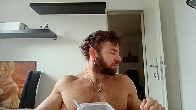 alpha-hunk online show from October 2025 10:38:02 AM