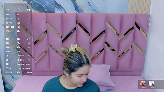 collegepawglovedaddy online show from March 2026 07:54:01 PM