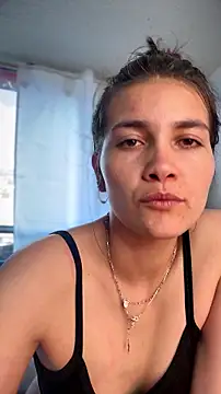 Snapshot of aurora_divine chatting on July 2026 07:05:01 PM aurora divine online show from July 2026 07:05:01 PM
