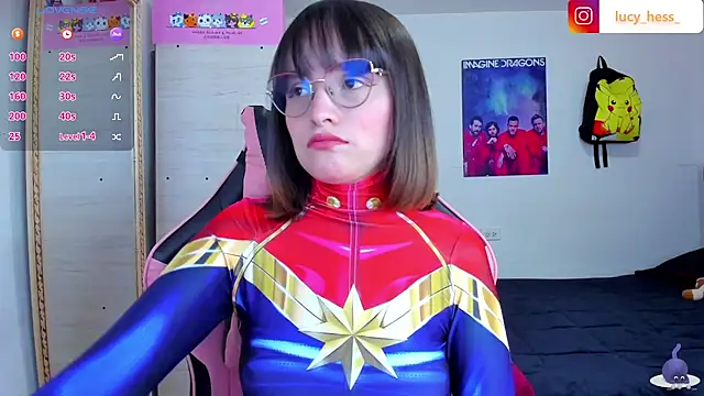 Lucyy-hess online show from October 2025 05:15:02 PM