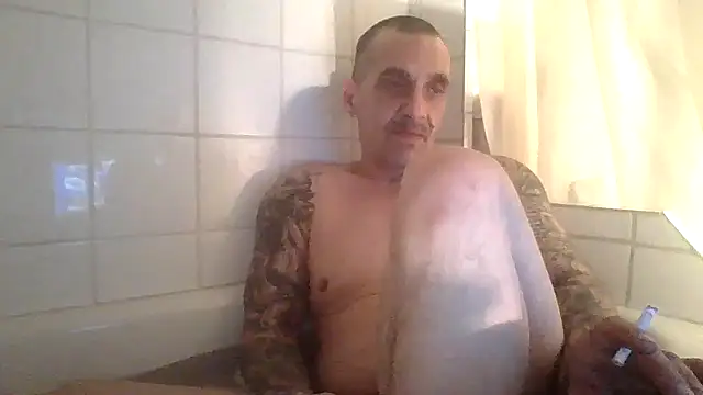 CandiedPompano online show from December 2025 11:43:02 PM