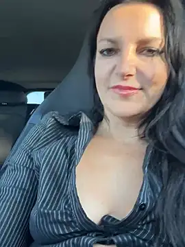 -OLYA- online show from January 2026 01:04:01 PM