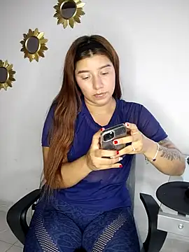 Caro kitty- online show from February 2025 06:19:01 PM