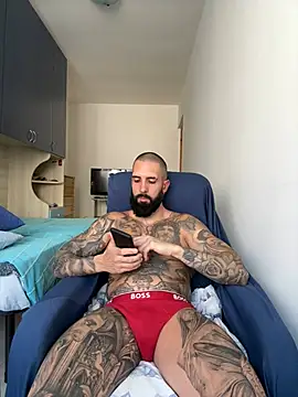 Snapshot of Gioeltoro89 chatting on June 2026 03:06:02 PM Gioeltoro89 online show from June 2026 03:06:02 PM