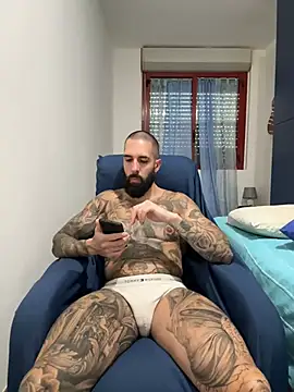 Snapshot of Gioeltoro89 chatting on June 2026 06:17:02 PM Gioeltoro89 online show from June 2026 06:17:02 PM