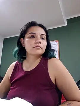 Snapshot of gigiqueen_18 chatting on March 2026 02:43:01 PM gigiqueen 18 online show from March 2026 02:43:01 PM