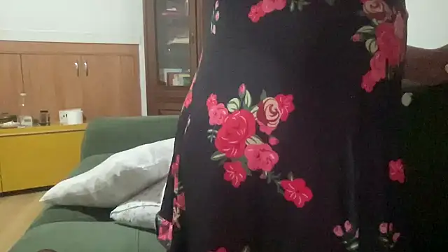 Snapshot of alarasissy chatting on May 2026 01:03:01 AM alarasissy online show from May 2026 01:03:01 AM