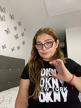 AntonellaAlondra4 online show from January 2025 09:25:02 PM