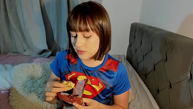 Mia blaiir online show from June 2026 12:32:02 AM