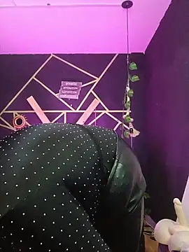 Gelena Black online show from November 2025 01:22:02 PM